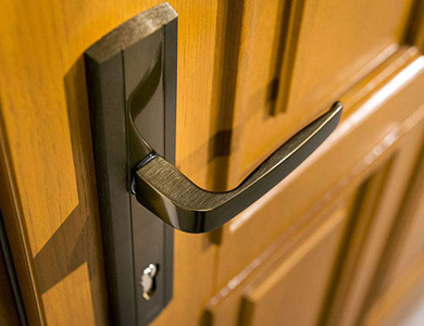 万山24小时上门开锁公司